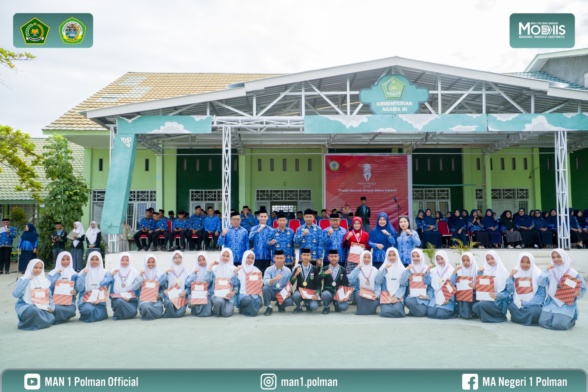 PENGHARGAAN SISWA BEPRESTASI